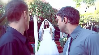 Gorgeous Gracie Glam gets nailed on the wedding night