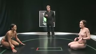 Lesbian Wrestlers Fall In Love During A Match. Give That Pussy A Good Shag!